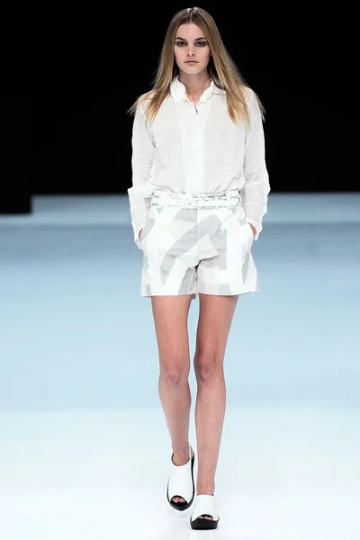 Look 1